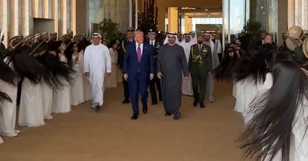 Tak przywitały Trumpa. Ludzie głowią się, co robią kobiety na nagraniu