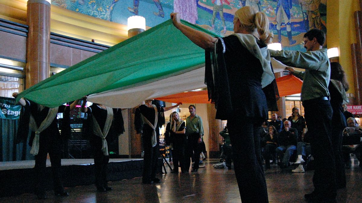 Irlandczycy masowo tracą pracę.