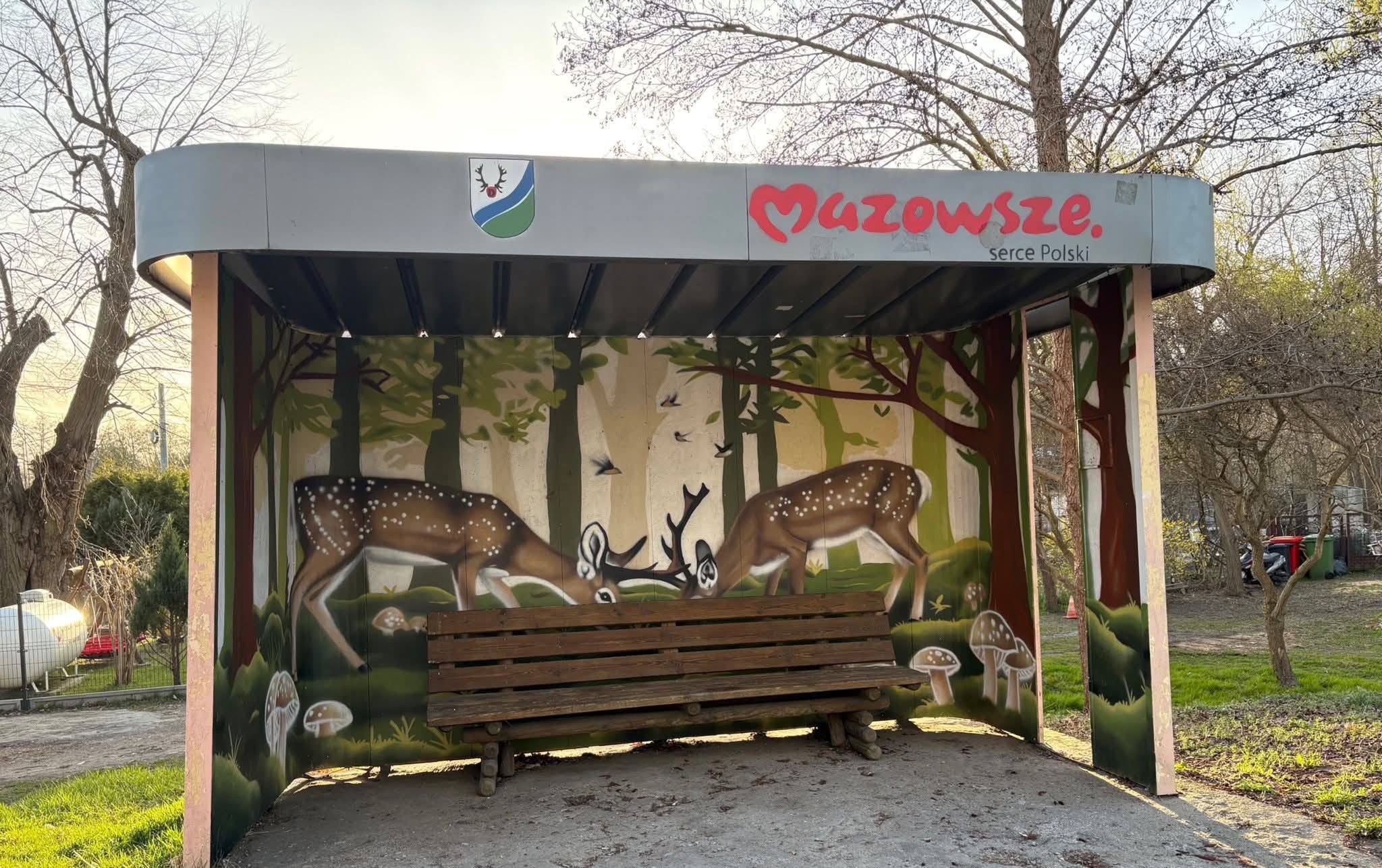 Odmalowane przystanki 