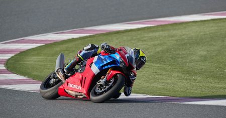 Honda szykuje rewolucyjny model sportowy. Patenty zdradzają bardzo dużo
