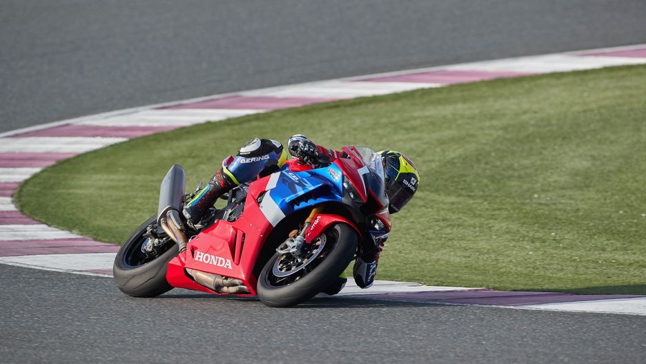 CBR1000RR-R Fireblade SP to aktualnie topowy sportowy model Hondy