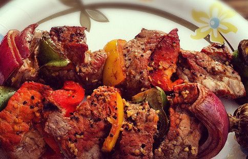 Kebab najchętniej wybieranym przez Polaków posiłkiem na mieście