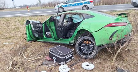 23-latek po pijaku wsiadł do luksusowego auta. Grozi mu więzienie