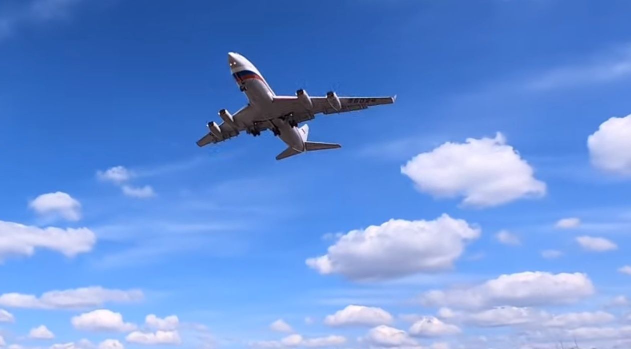 Rosja. Nowy samolot Putina po raz pierwszy w powietrzu [Wideo]