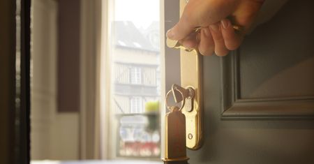 Pokój w hotelu jak kawalerka. Sposób branży na odrobienie strat