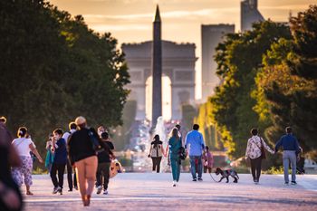 Wzrost cen paliw zmusza Francuzów do zaciskania pasa