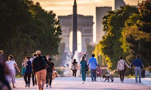 Wzrost cen paliw zmusza Francuzów do zaciskania pasa