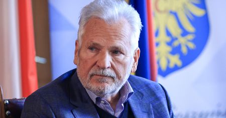 Aleksander Kwaśniewski narzeka na wysokość prezydenckiej emerytury. "Zarabiam i jakoś muszę sobie dawać radę"