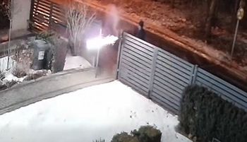 Monitoring nagrał 15-latków. Uwzięli się na jedną rodzinę. Skandal