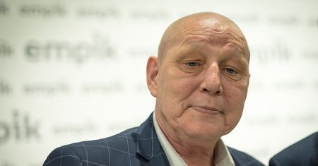 Jasnowidz Krzysztof Jackowski odnalazł miłość. Druga żona jest młodsza od niego o 19 lat