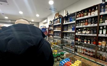 Toruń: Ograniczenia w nocnej sprzedaży alkoholu? Owszem, ale nieprędko
