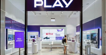 UPC chce by korzystać z Play. Play chce by korzystać z UPC. Nowe oferty dla łączących usługi