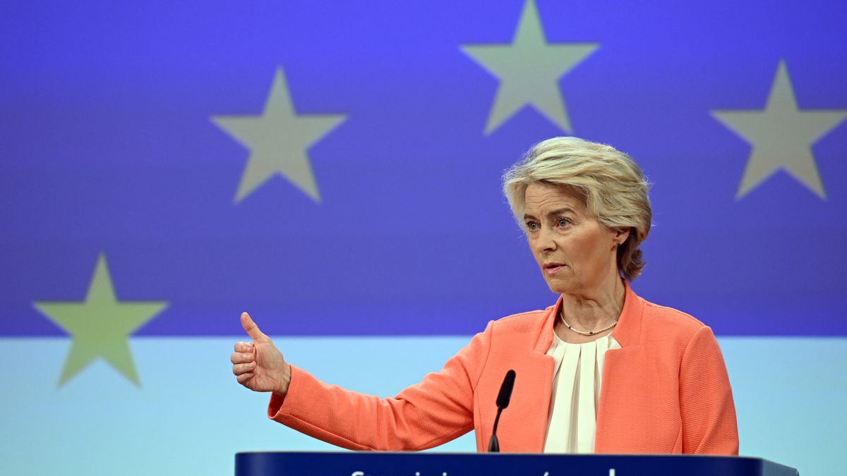BRUSSELS, BELGIUM - SEPTEMBER 09: President of the European Commission Ursula von der Leyen and Former Prime Minister of Italy, Mario Draghi (not seen) hold a press conference in Brussels, Belgium on September 09, 2024. (Photo by Dursun Aydemir/Anadolu via Getty Images)