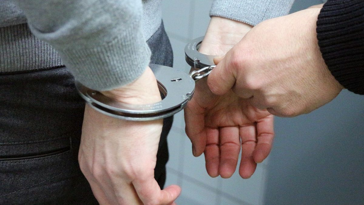 Policja zatrzymała złodzieja biżuterii.