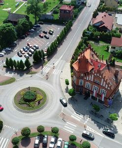 Burmistrz Niepołomic wraca do pracy. Sąd uchylił zawieszenie w czynnościach służbowych.