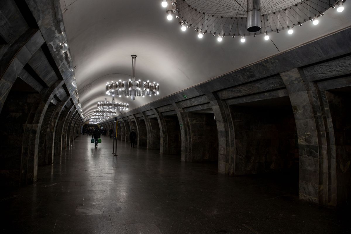 A near empty metro station in Kyiv, Ukraine, on Tuesday, Feb. 15, 2022. Washington and its allies have threatened sweeping sanctions if Vladimir Putin takes action against Ukraine -- the U.S. has said its intelligence indicates Russia may attack imminently, officials in Moscow have repeatedly denied an invasion is planned. Photographer: Ethan Swope/Bloomberg via Getty Images