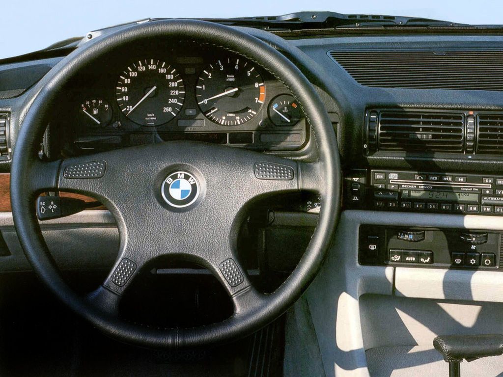 BMW Serii 7 21