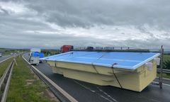 Basen na S3. Zablokował całą jezdnię