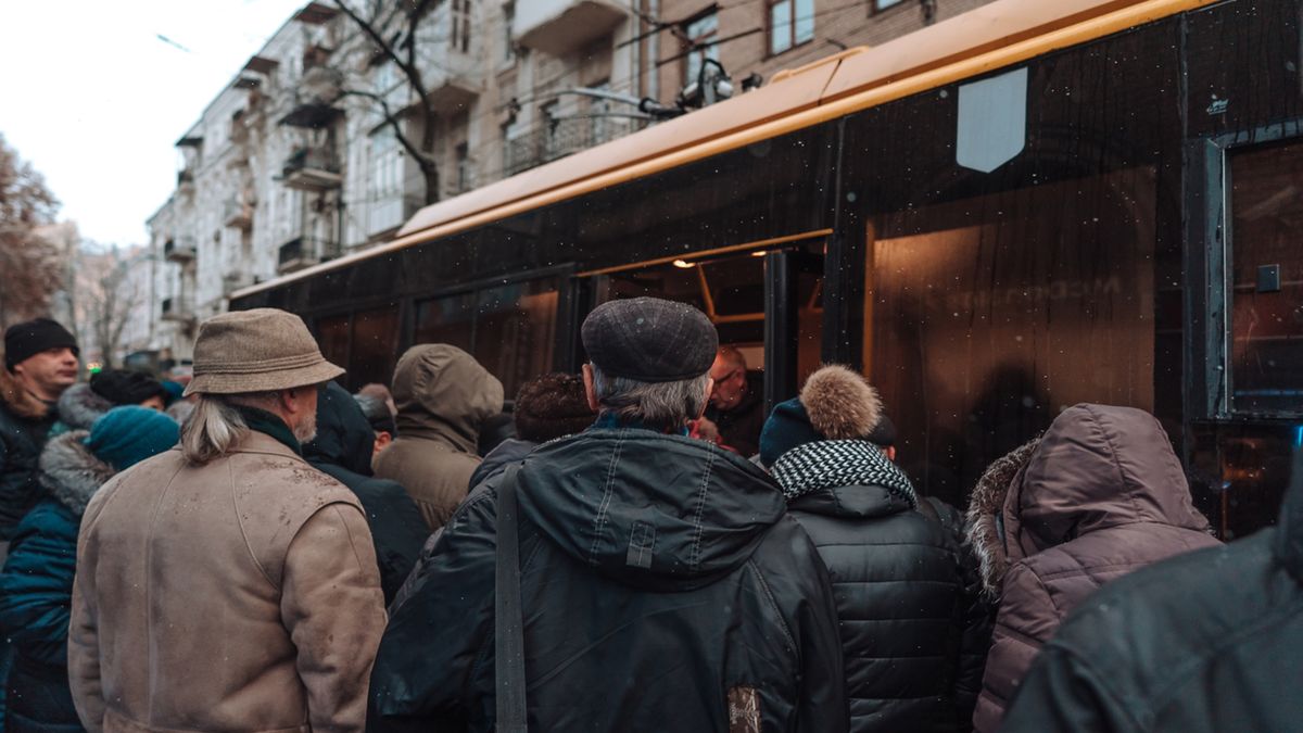 Unikaj bliskiego kontaktu z chorymi osobami