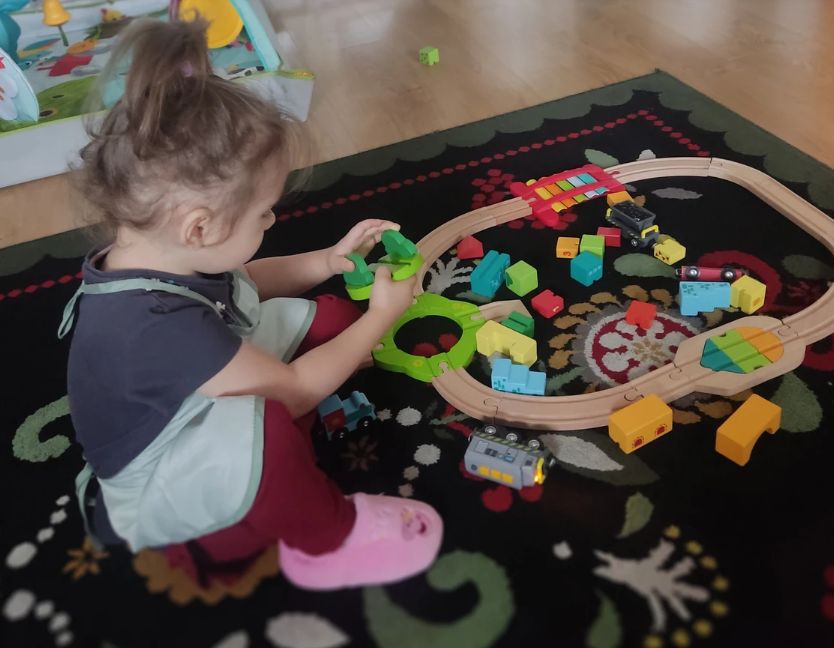 Mała Hania szuka rodziny zastępczej