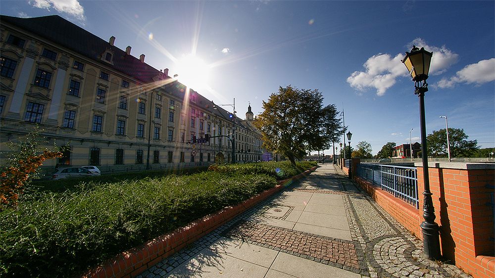 Zaawansowana korekcja perspektywy w Photoshop CS6 [wideoporadnik] 1