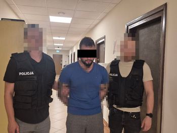 Lublin: 24-latek stracił towar za prawie milion. Policja znalazła u niego aż 23 kilogramy mefedronu i marihuany