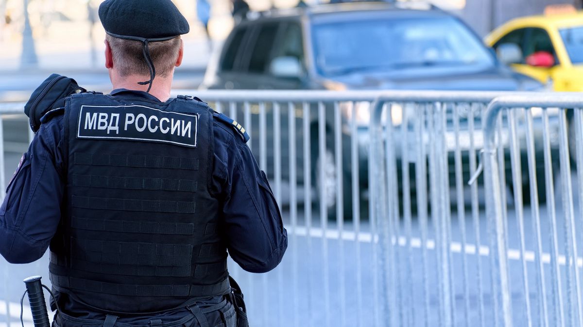 Rosyjska policja aresztowała 10 osób.