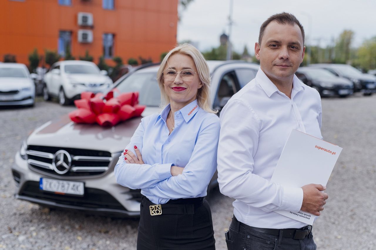 "Motoryzacja wchodzi w nową erę. My jesteśmy gotowi" – Bartosz Chojnacki, wiceprezes zarządu Superauto.pl o cyfrowej rewolucji w sprzedaży aut