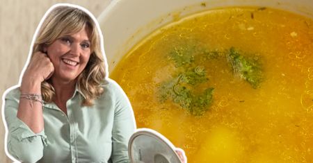 Ewa Wachowicz dodaje do rosołu. Podbija smak bardziej niż maggi