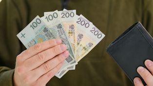 Żyją od wypłaty do wypłaty. Wskazano dwa pokolenia. Oto roczniki