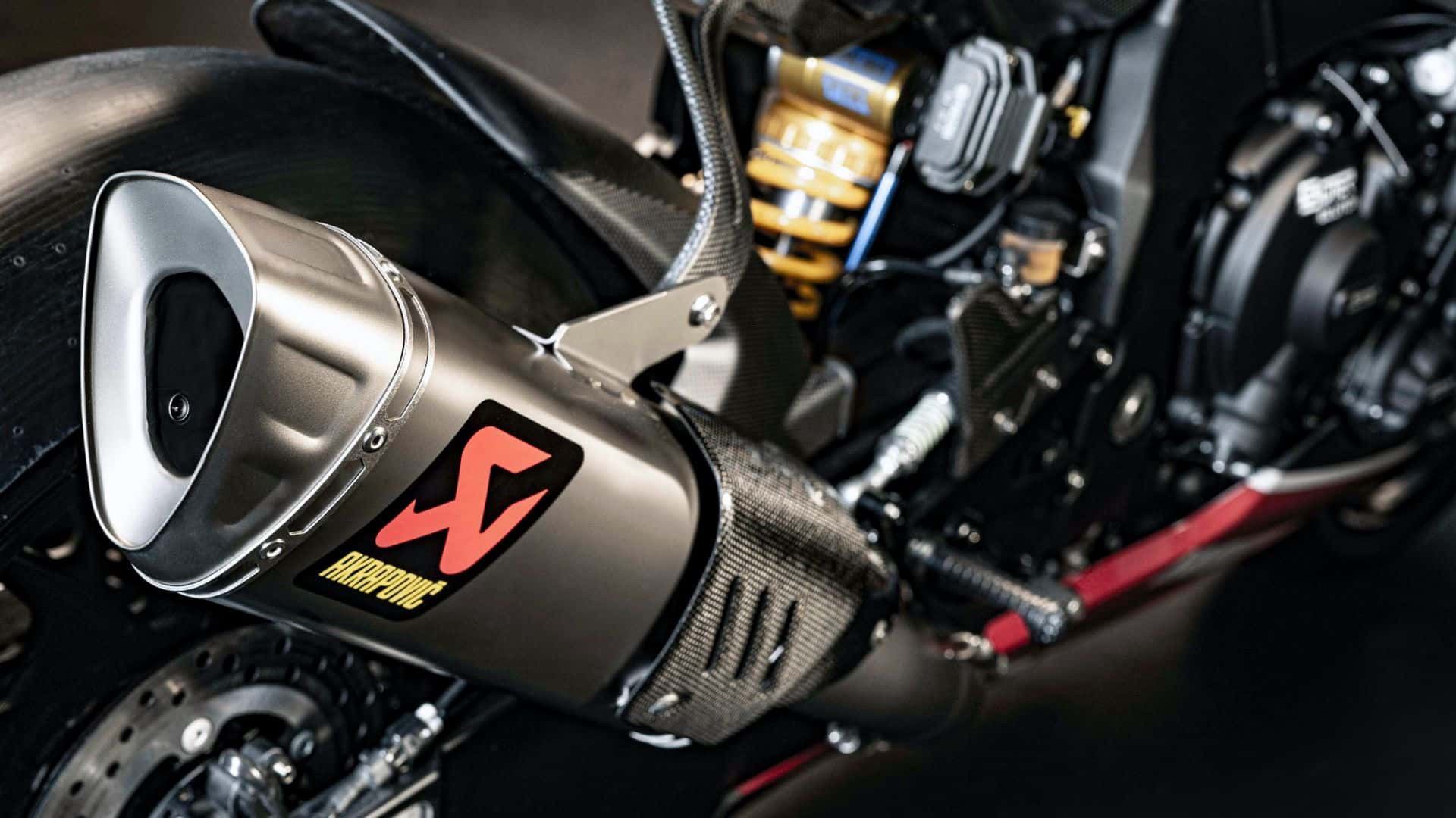 Yamaha R1 GYTR Pro 25th Anniversary