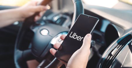 Uber rusza z nową usługą. Taksówki mają być tańsze