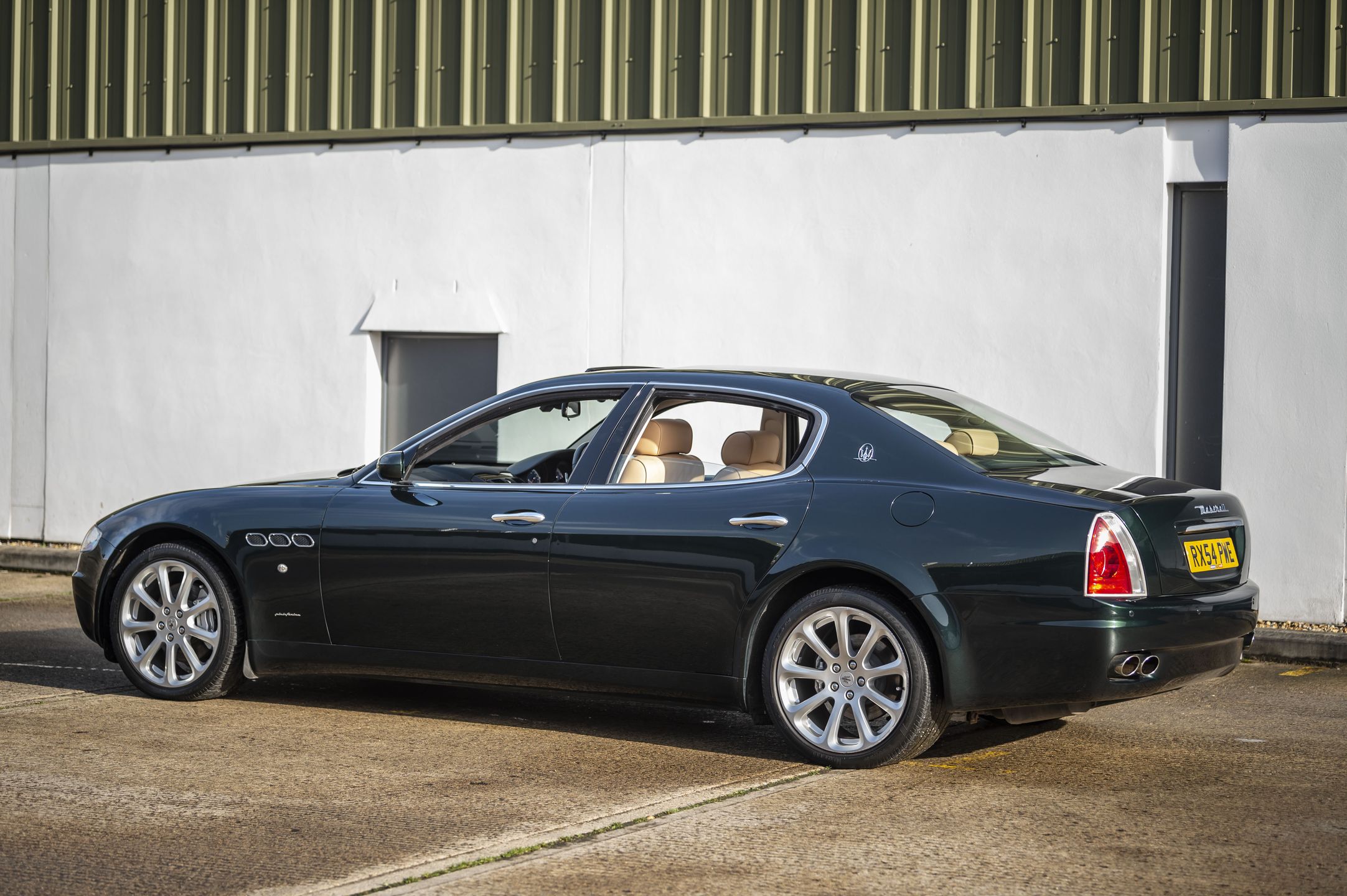 Maserati Quattroporte Eltona Johna