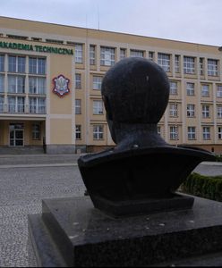 Warszawa. Śmierć na WAT. Wykładowcy z zarzutami