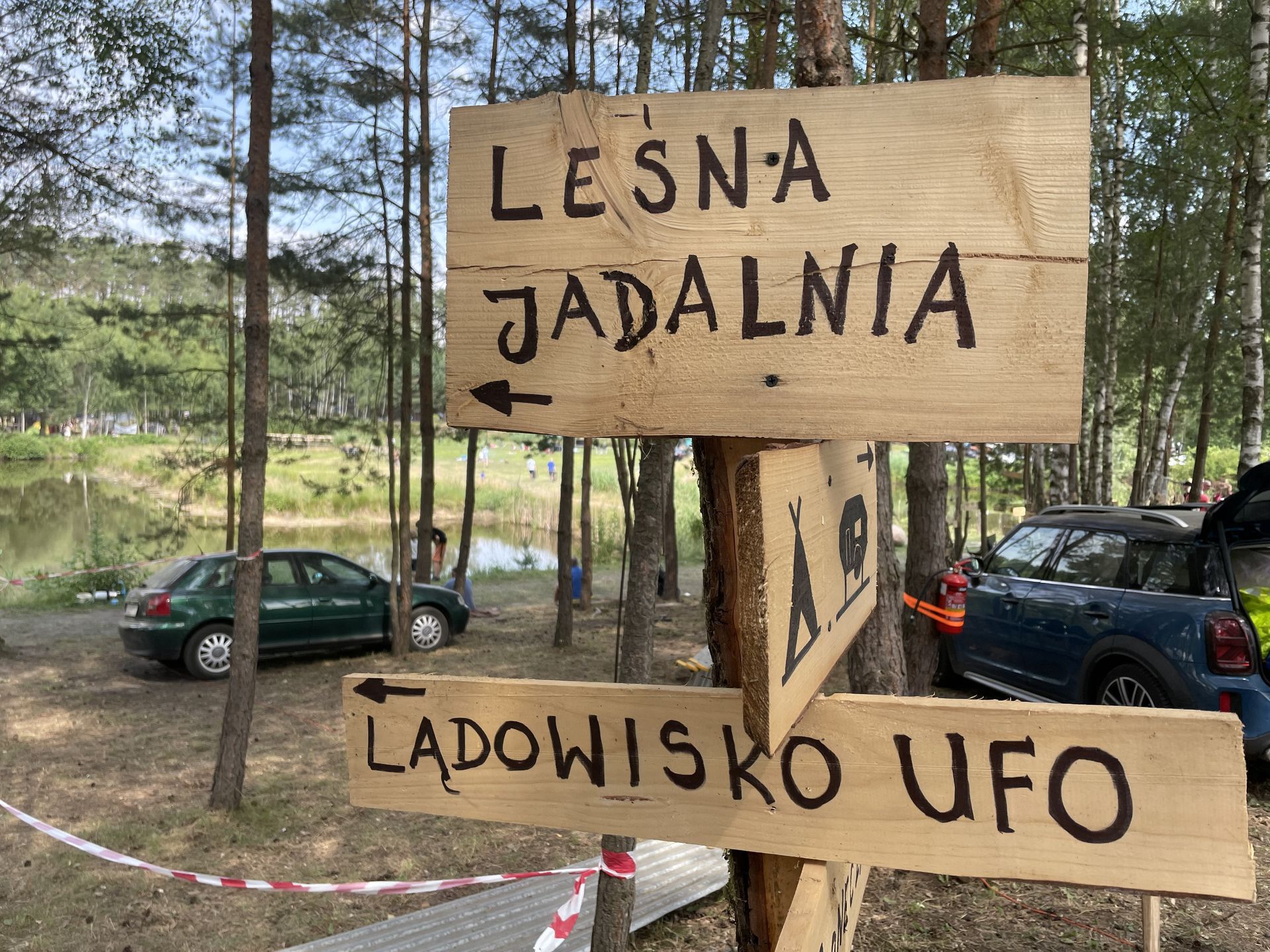 Woodstock dla foliarzy. "Przez telefony diabeł programuje nasze dzieci"