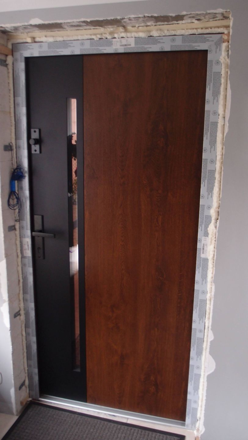 Słynne drzwi za ponad 40 tys. zł 