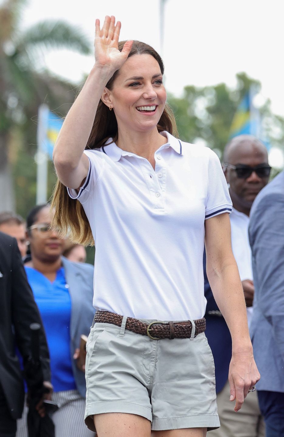 Kate Middleton w szortach eksponuje nogi na regatach