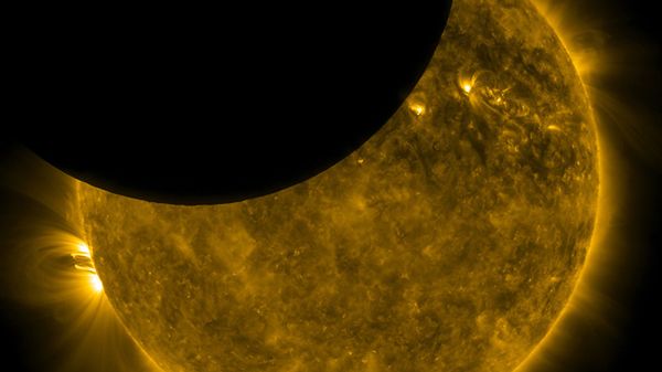 Zaćmienie Słońca, jakiego jeszcze nie widzieliście [wideo] 1