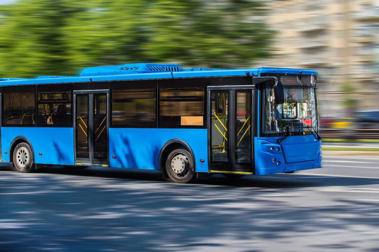 Ceny paliw uderzają w gminy. Usługi publiczne zagrożone
