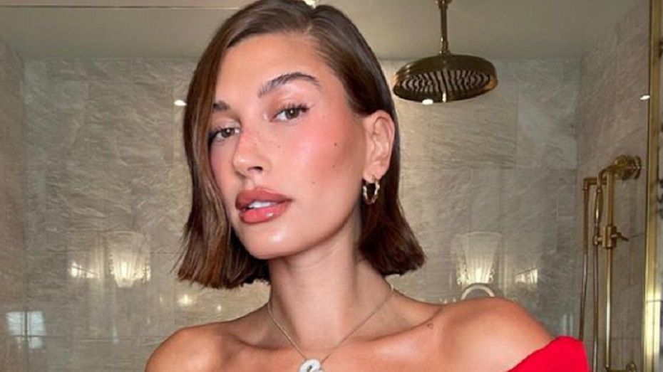 Hailey Bieber lansuje gorący trend