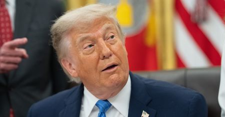 Rekordowa liczba specjalistów. Tylu lekarzy badało Trumpa