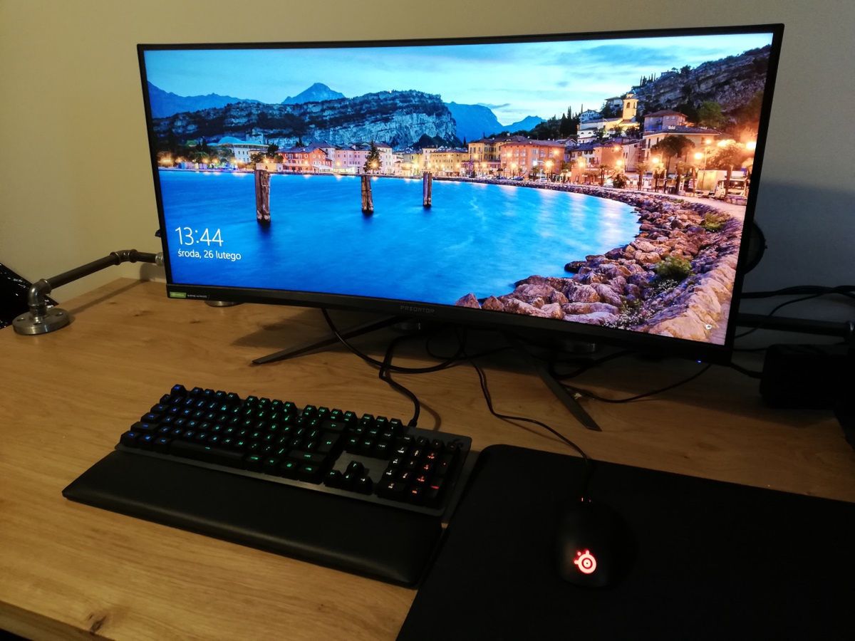 Acer Predator X35 okiem gracza. Ten monitor ma wszystko, ale też nieźle się ceni