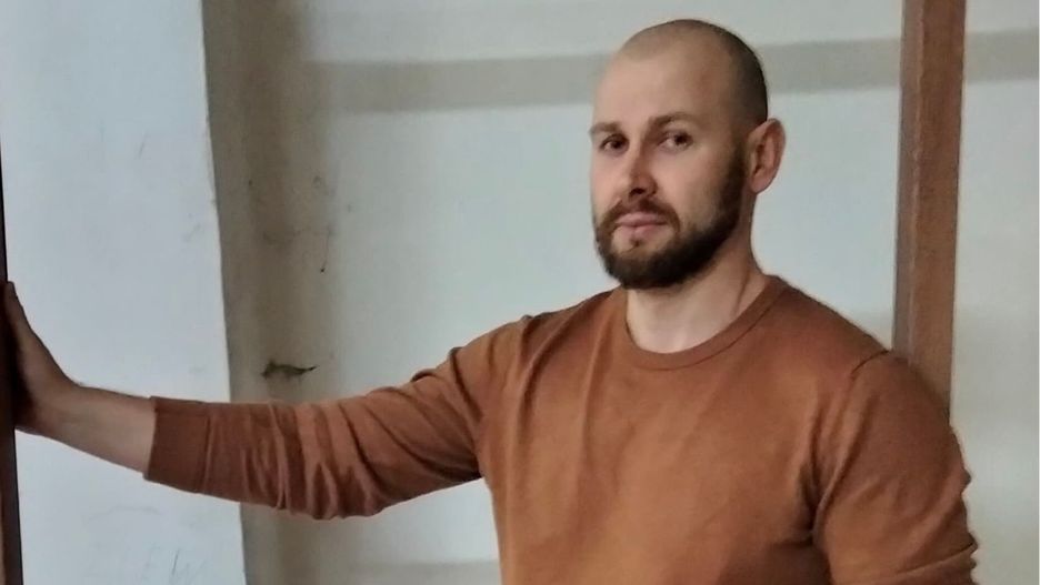 Marcin Dzierżawski jest nauczycielem języka polskiego