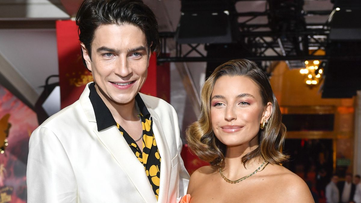 Julia Wieniawa, Nikodem Rozbicki