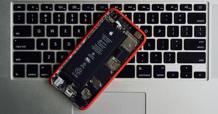Naukowcy znaleźli sposób na zwiększenie żywotności baterii. Chodzi o specjalną nanopowłokę