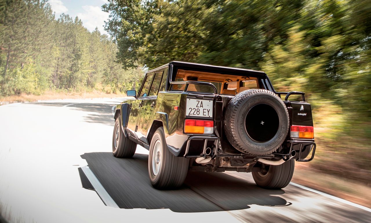 Lamborghini LM002