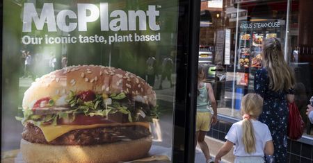 Roślinna kiełbasa, wege burger? Unijny trybunał wydał decyzję ws. nazw