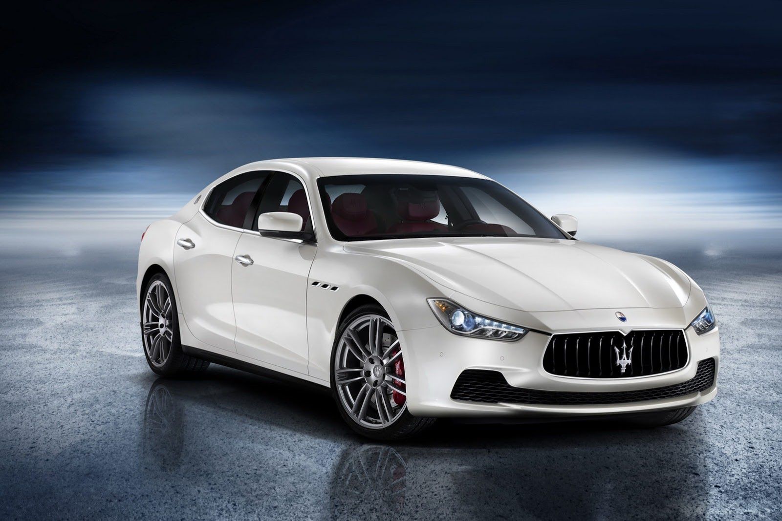 2014 Maserati Ghibli - Włosi wiedzą, co to piękno [galeria] 52