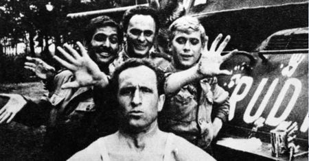 Filmowe i serialowe hity PRL. Książkowy pierwowzór czy scenariusz oryginalny?