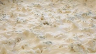 To jeden z najzdrowszych serów. Wzmacnia kości i jest jak balsam dla jelit